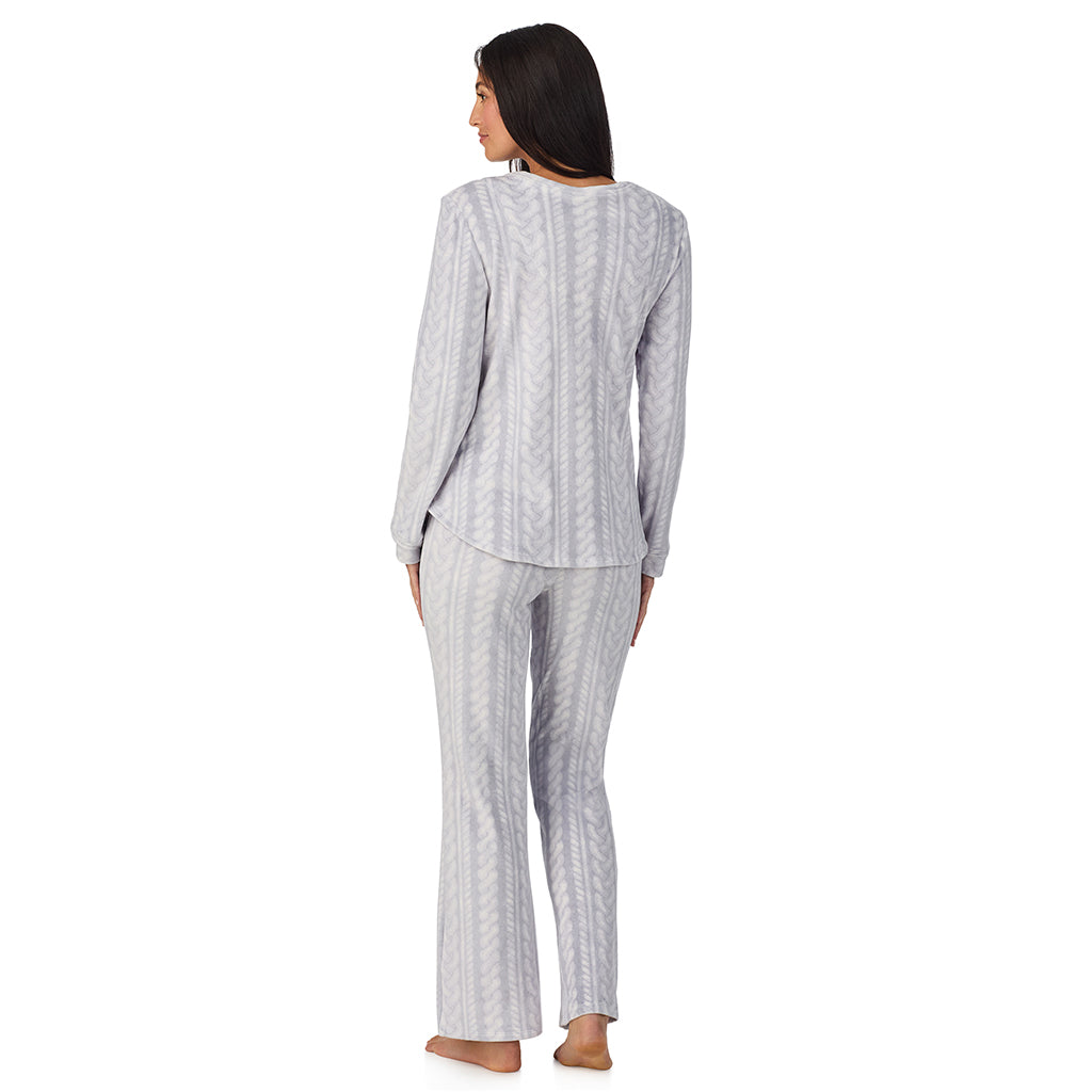 Cable Print;Model is wearing size S. She is 5'8.5", Bust 32", Waist 25", Hips 36".@A lady wearing Silky Velour Long Sleeve Pullover with Boot Cut Pant 2-Pc Pajama Set