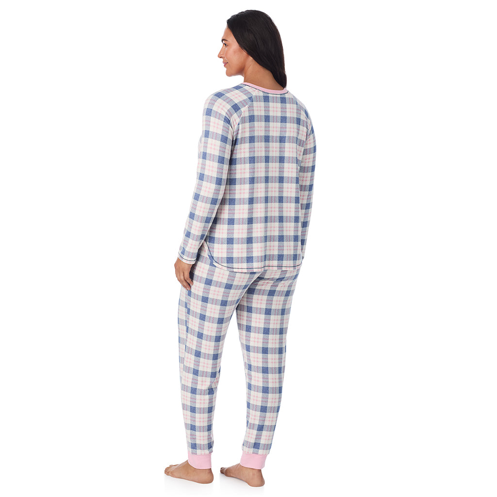 Pink Blue Plaid;Model is wearing size 1X. She is 5'10", Bust 40", Waist 33", Hips 47".@A lady wearing Brushed Sweater Knit Long Sleeve Top with Jogger 2-Pc Pajama Set PLUS
