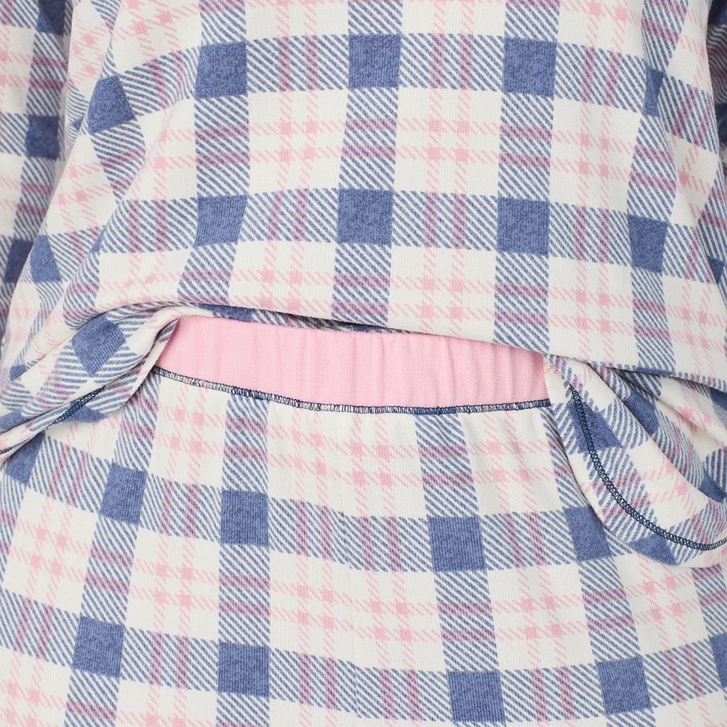Pink Blue Plaid;Model is wearing size 1X. She is 5'10", Bust 40", Waist 33", Hips 47".@A lady wearing Brushed Sweater Knit Long Sleeve Top with Jogger 2-Pc Pajama Set PLUS