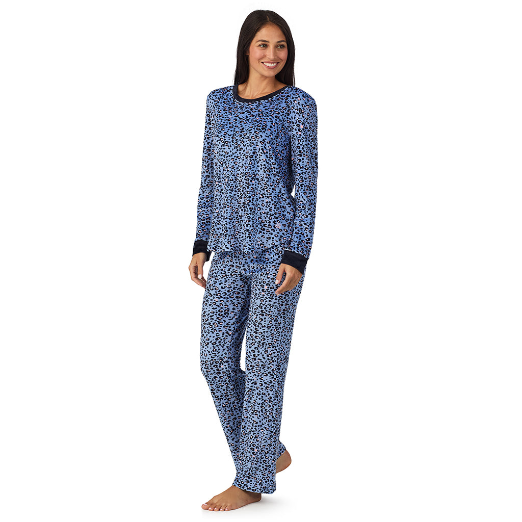 Blue Animal;Model is wearing size S. She is 5'8.5", Bust 32", Waist 25", Hips 36".@A lady wearing Silky Velour Long Sleeve Pullover with Boot Cut Pant 2-Pc Pajama Set