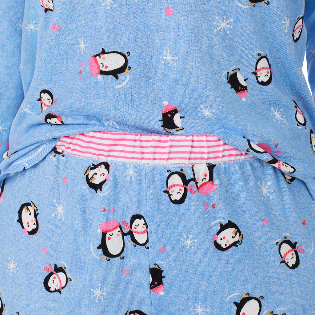 Blue Penguin;Model is wearing size 1X. She is 5'10", Bust 40", Waist 33", Hips 47".@A lady wearing Brushed Sweater Knit Long Sleeve Top with Jogger 2-Pc Pajama Set PLUS
