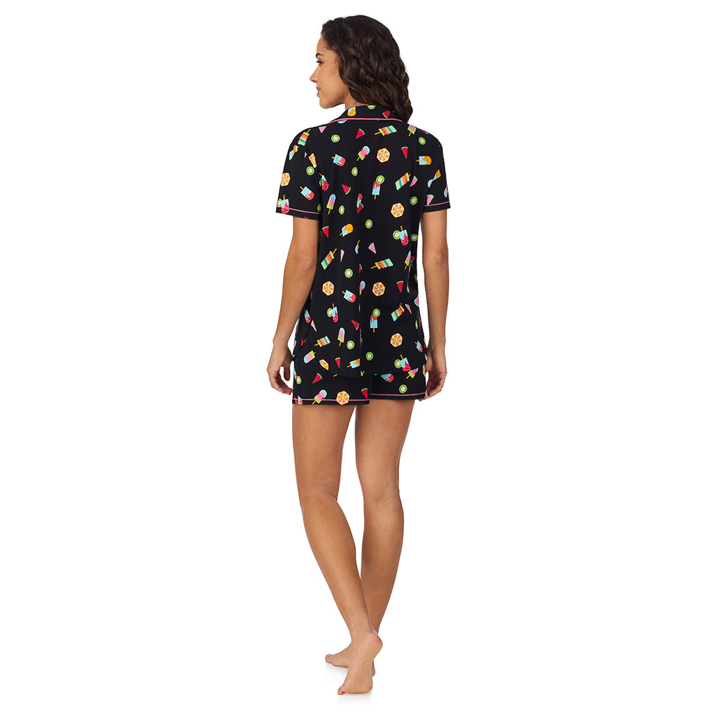 Icepop;Model is wearing size S. She is 5’9”, Bust 34”, Waist 23”, Hips 35”.@ A lady wearing Cotton-Blend Short Sleeve Notch Collar with Short 2-Pc Pajama Set