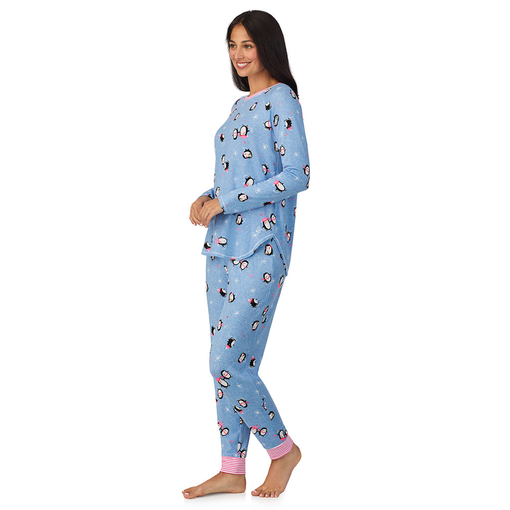 Blue Penguin;Model is wearing size S. She is 5'8.5", Bust 32", Waist 25", Hips 36".@A lady wearing Brushed Sweater Knit Long Sleeve Top with Jogger 2-Pc Pajama Set
