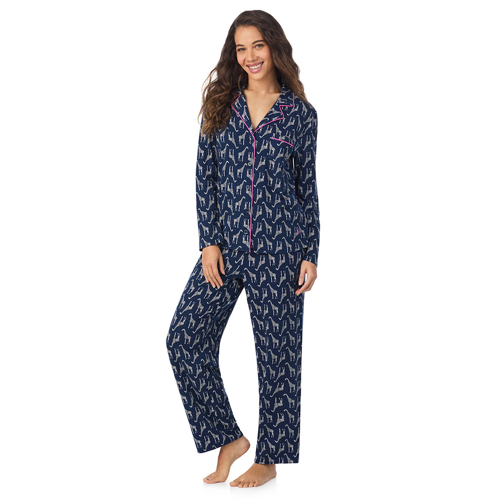 Giraffe;Model is wearing size S. She is 5’9”, Bust 34”, Waist 23”, Hips 35”.@A lady wearing Giraffe Cotton-Blend Long Sleeve Notch Collar 2-Pc Pajama Set