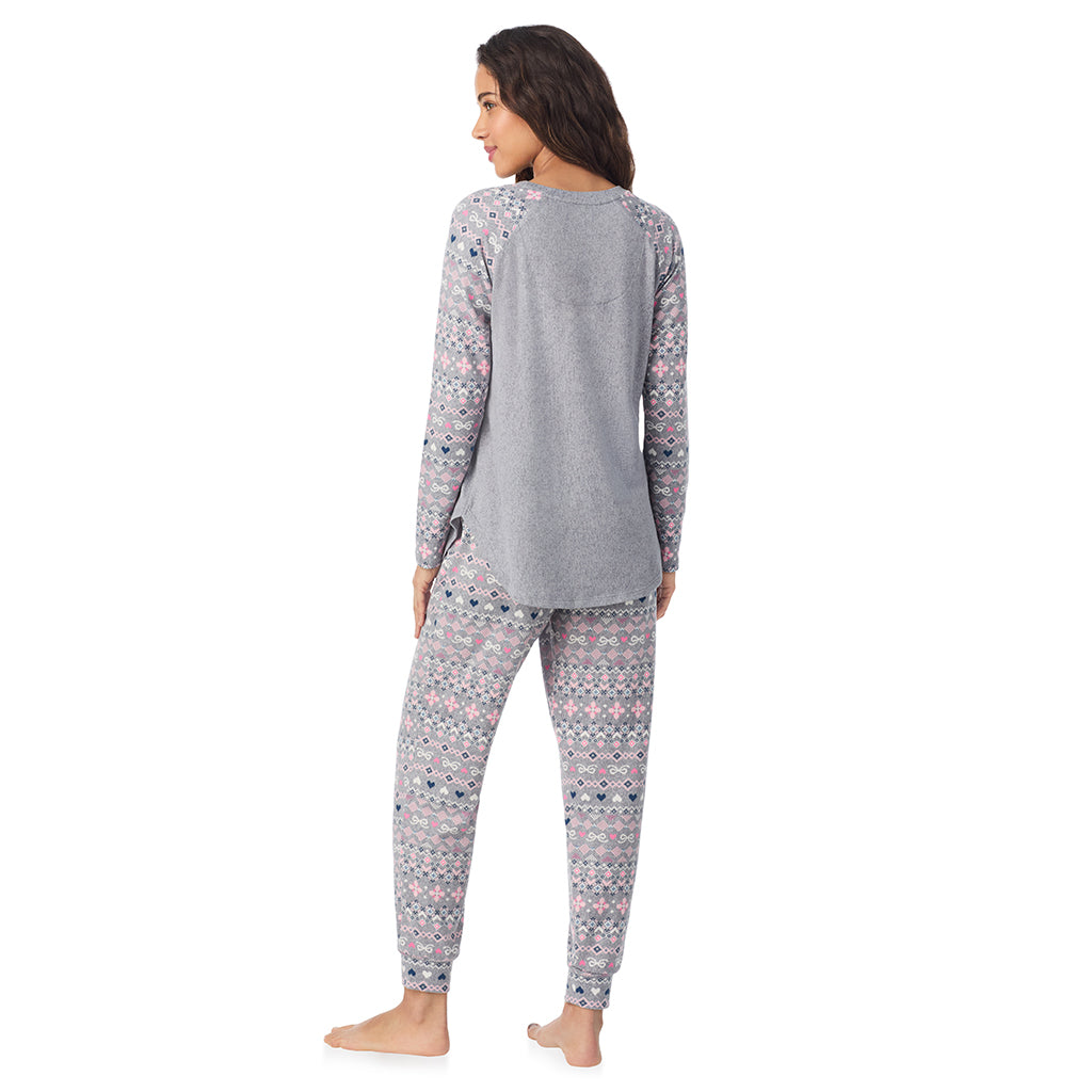 Grey Pink Fairisle; Model is wearing size S. She is 5’9”, Bust 34”, Waist 23”, Hips 35”.@A lady wearing Grey Fair Isle Brushed Sweater Knit Long Sleeve Pajama Set