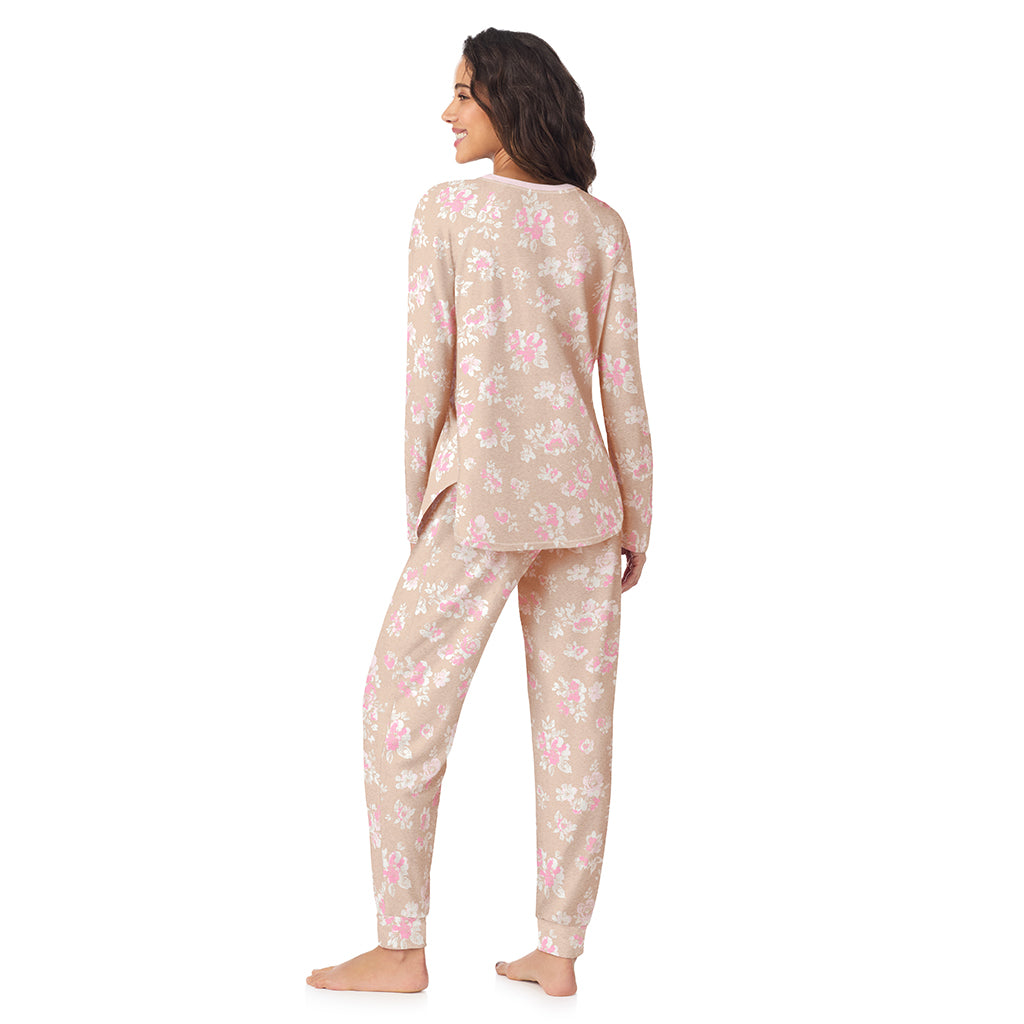 Tan Floral; Model is wearing size S. She is 5’9”, Bust 34”, Waist 23”, Hips 35”.@A lady wearing Tan Floral Brushed Sweater Knit Long Sleeve Pajama Set