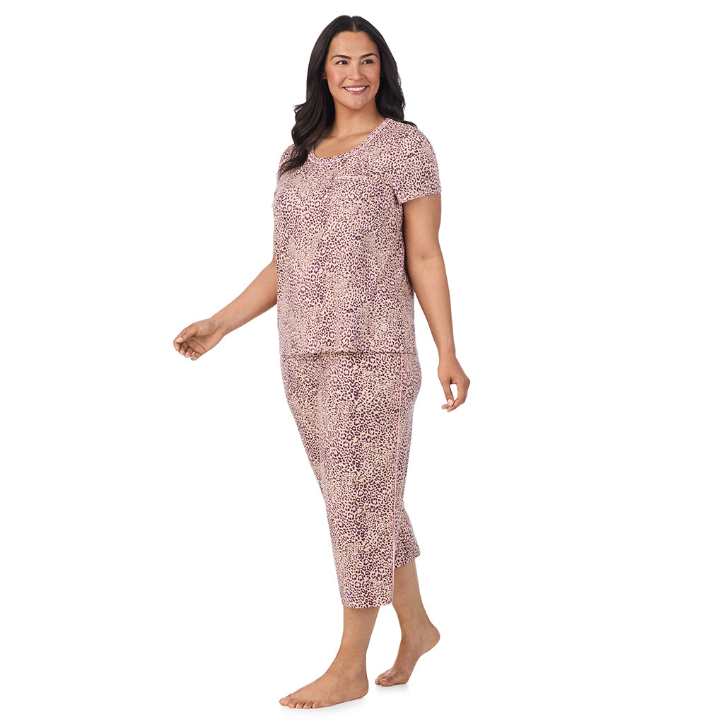 Leopard Animal; Model is wearing size 1X. She is 5'10", Bust 40", Waist 33", Hips 47". @A lady wearing a Leopard Animal Cotton Rich Short Sleeve Top with Cropped Pant Pajama Set PLUS