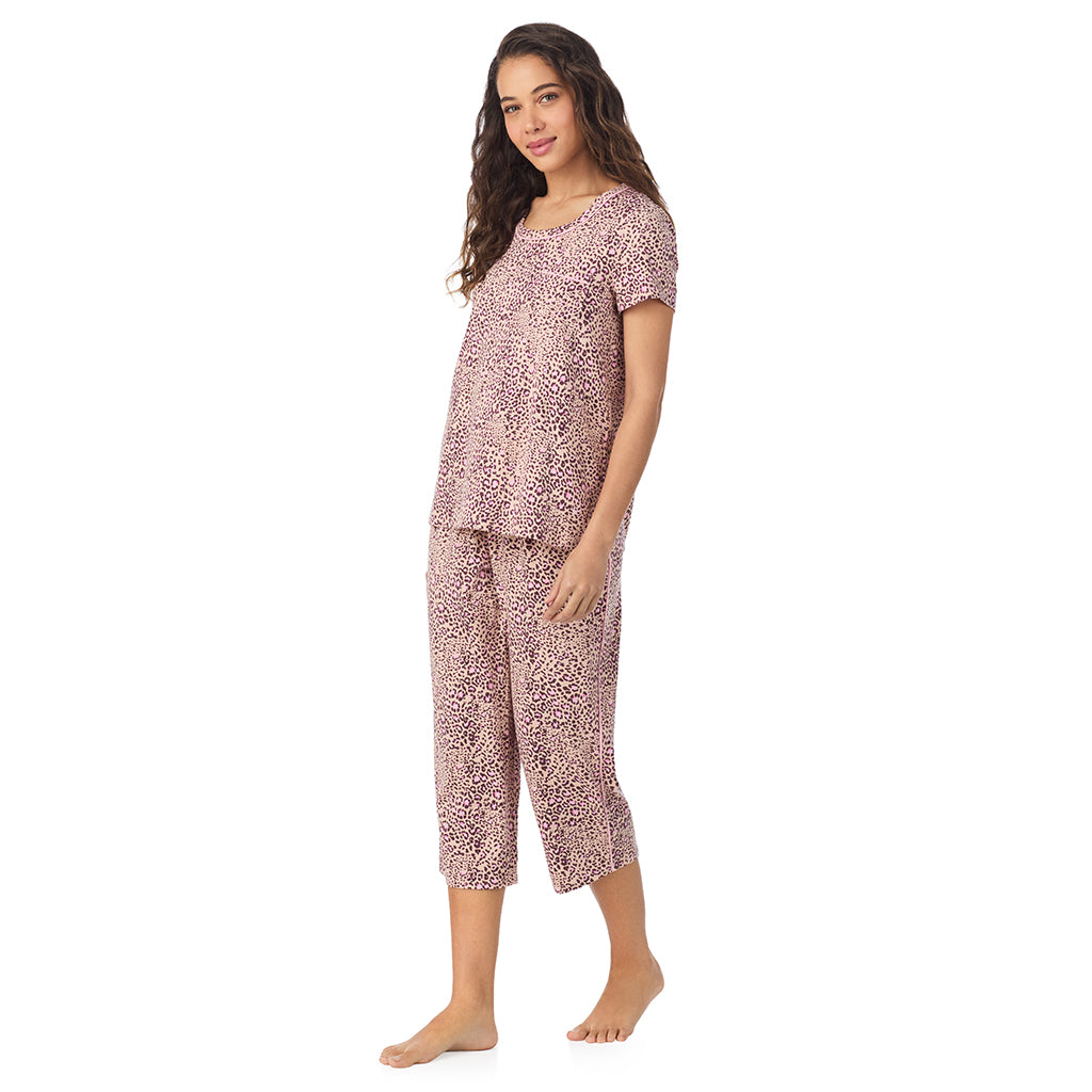 Leopard Animal; Model is wearing size S. She is 5’9”, Bust 34”, Waist 23”, Hips 35”.@A lady wearing a Leopard Animal Cotton Rich Short Sleeve Top with Cropped Pant Pajama Set