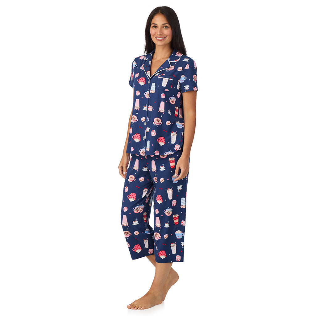 Navy Coffee;Model is wearing size S. She is 5'8.5", Bust 32", Waist 25", Hips 36".@A lady wearing Cotton Rich Short Sleeve Notch Collar Top with Cropped Pant Pajama Set