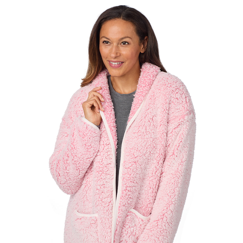 Frosted Blush; Model is wearing size S. She is 5'8", Bust 34", Waist 24.5", Hips 35".@A lady wearing Snuggle Up Sherpa Cardi