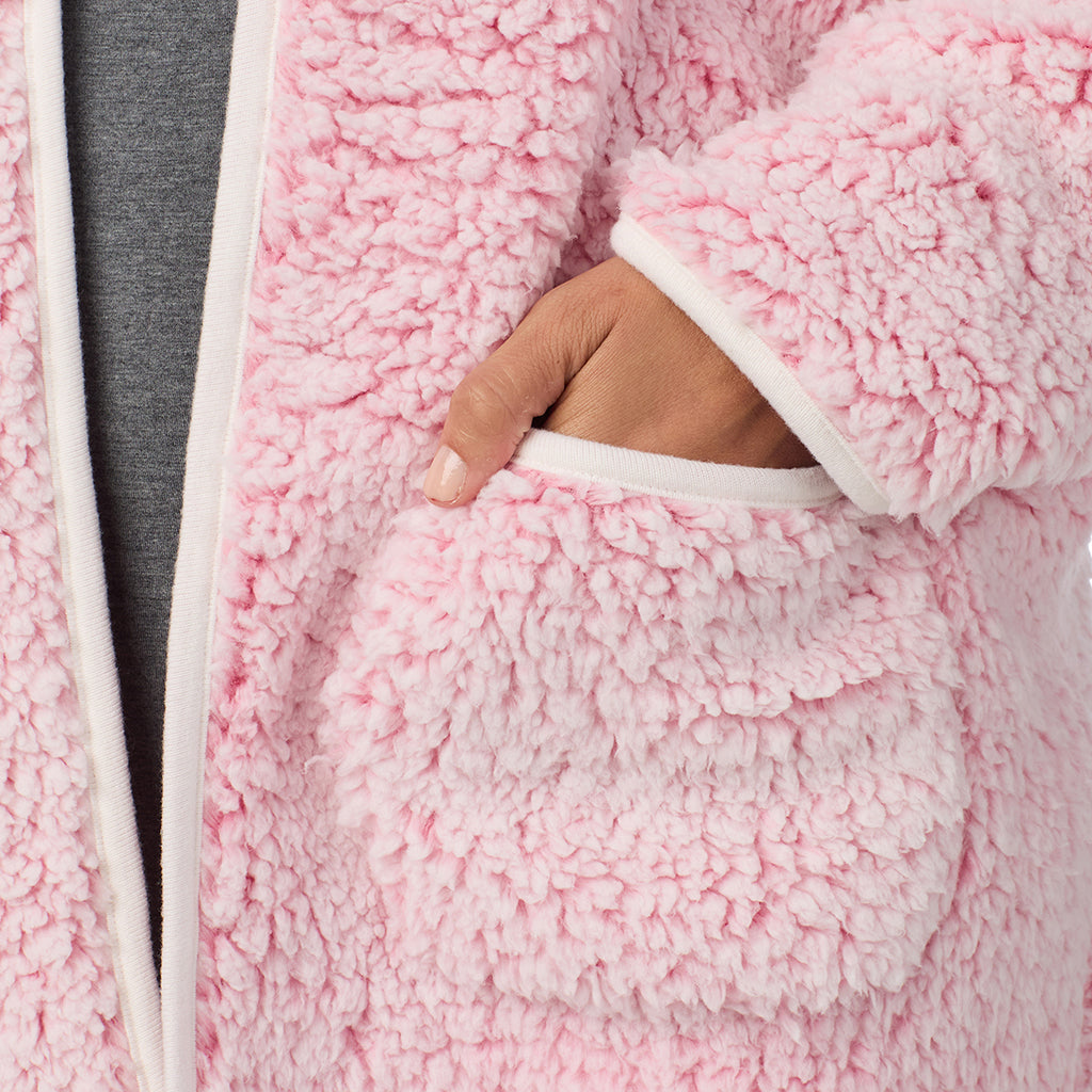 Frosted Blush; Model is wearing size S. She is 5'8", Bust 34", Waist 24.5", Hips 35".@A lady wearing Snuggle Up Sherpa Cardi