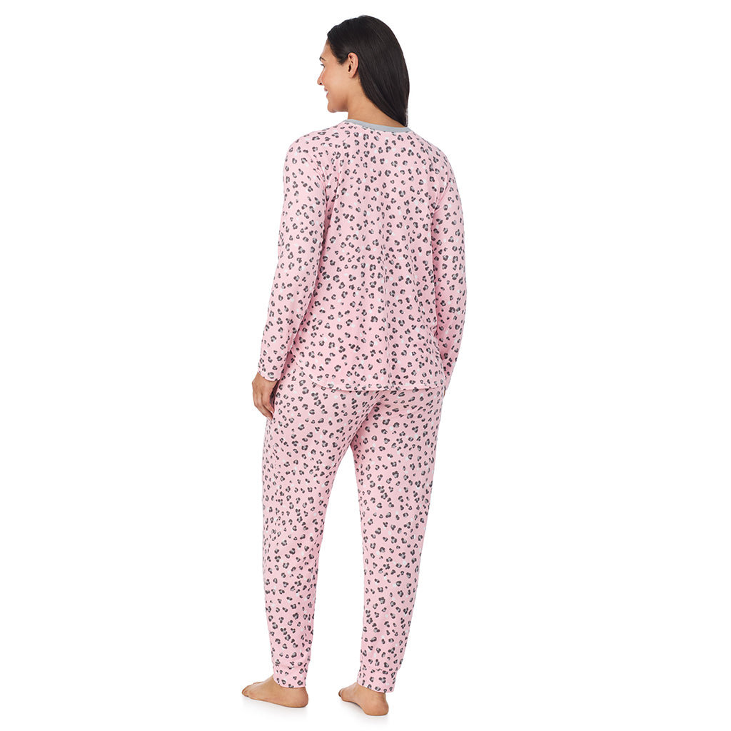 Pink Animal; Model is wearing size 1X. She is 5'10", Bust 40", Waist 33", Hips 47".@A lady wearing a Pink Animal Brushed Sweater Knit Long Sleeve Pajama Set PLUS
