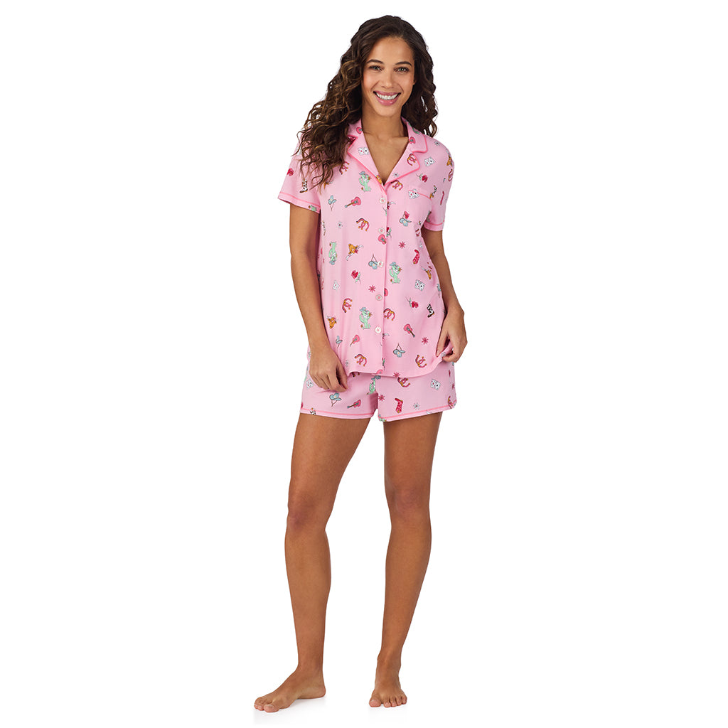 Cowgirl;Model is wearing size S. She is 5’9”, Bust 34”, Waist 23”, Hips 35”.@ A lady wearing Cotton-Blend Short Sleeve Notch Collar with Short 2-Pc Pajama Set