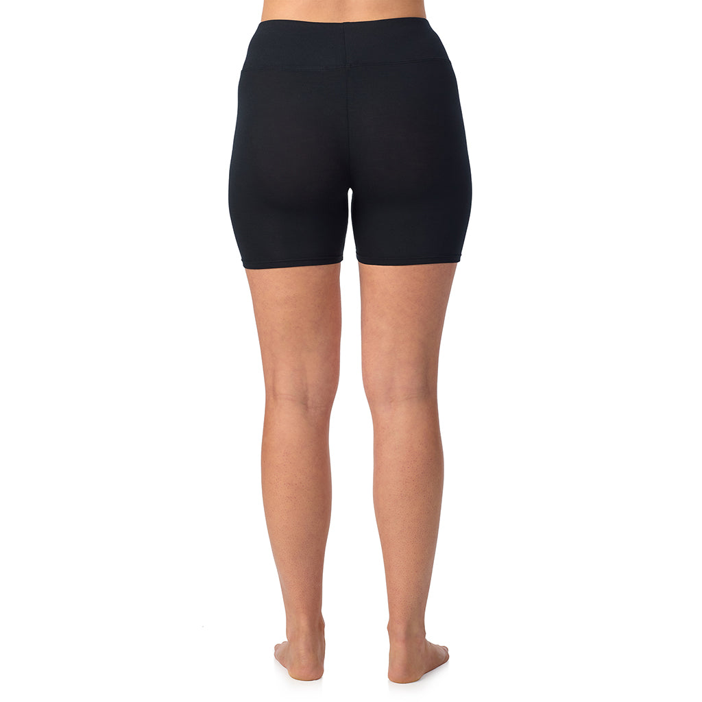A lady wearing Softwear With Stretch Short Short