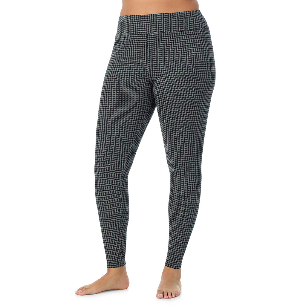 Charcoal Heather Houndstooth; Model is wearing size 1X. She is 5'11", Bust 36", Waist 36.5", Hips 47.5". @A lady wearing a charcoal heather houndsooth high waist legging plus.