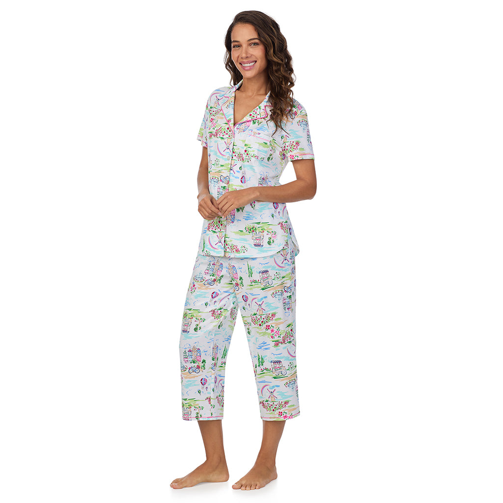 Spring Scene; Model is wearing size S. She is 5’9”, Bust 34”, Waist 23”, Hips 35”. @A lady wearing Cotton-Blend Short Sleeve Notch Collar 2-Pc Pajama Set