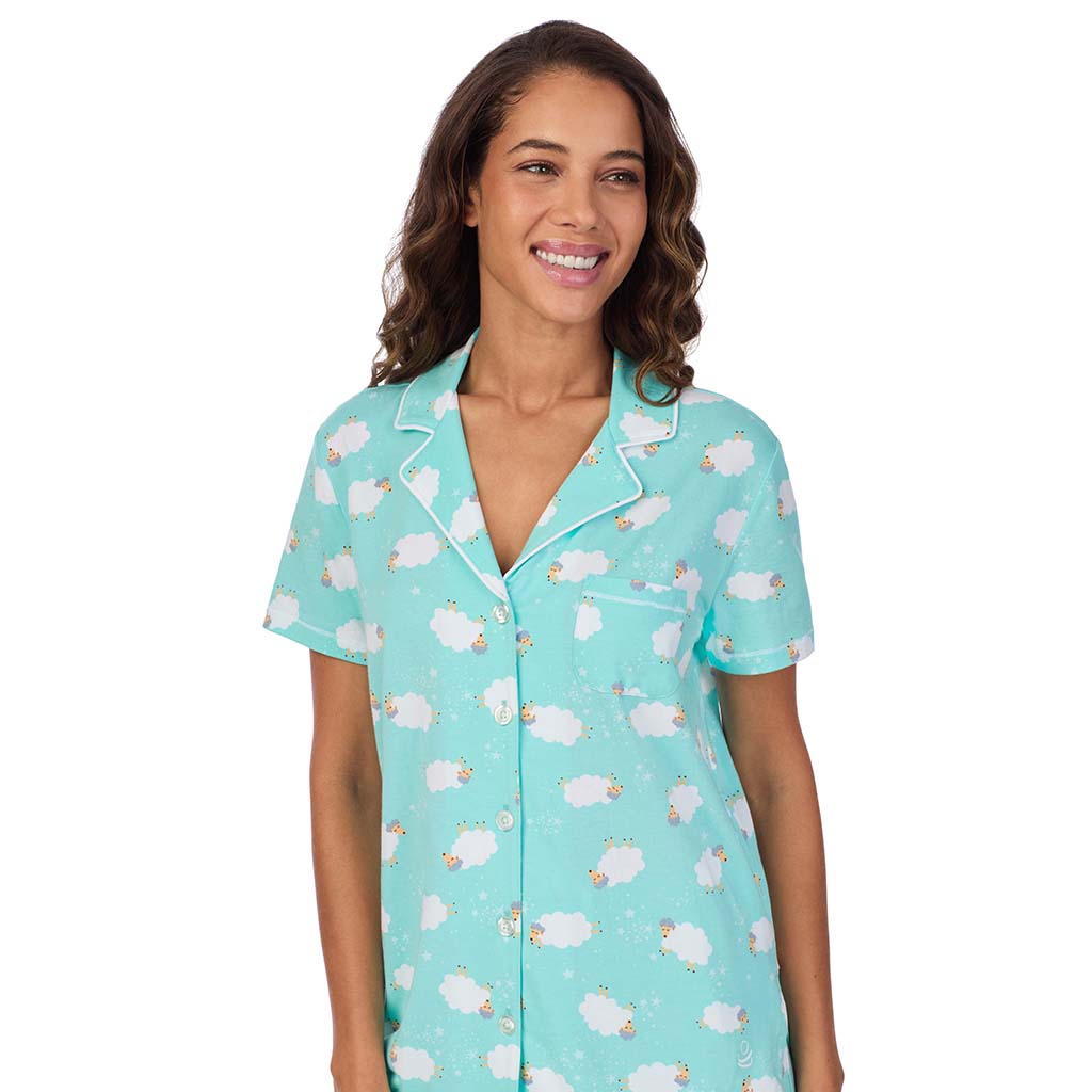 Sheep; Model is wearing size S. She is 5’9”, Bust 34”, Waist 23”, Hips 35”. @A lady wearing Cotton-Blend Short Sleeve Notch Collar 2-Pc Pajama Set