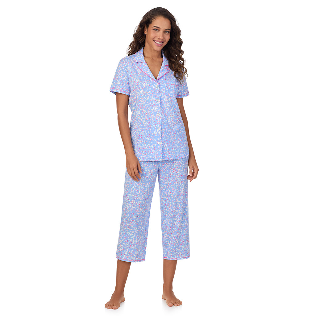 Peri Animal; Model is wearing size S. She is 5’9”, Bust 34”, Waist 23”, Hips 35”. @A lady wearing Cotton-Blend Short Sleeve Notch Collar 2-Pc Pajama Set