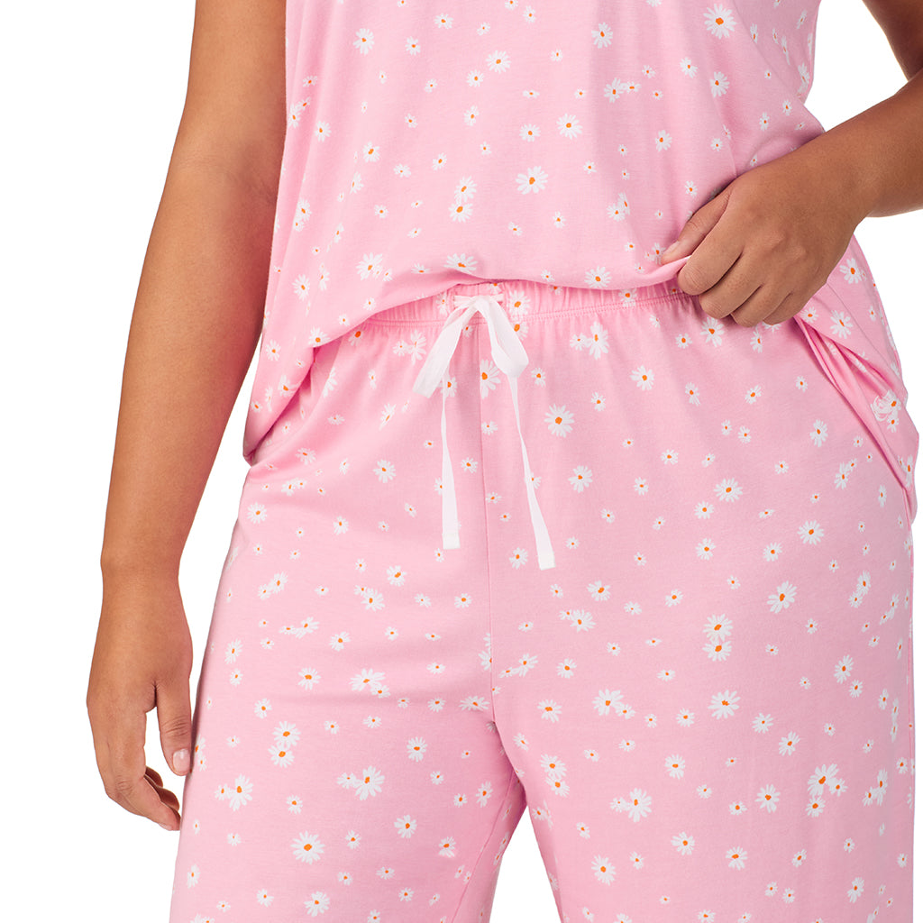 Pink Daisy; Model is wearing size 1X. She is 5'11", Bust 36", Waist 36.5", Hips 47.5". @A lady wearing Cotton-Blend Short Sleeve Top with Cropped Pant 2-Pc Pajama Set PLUS