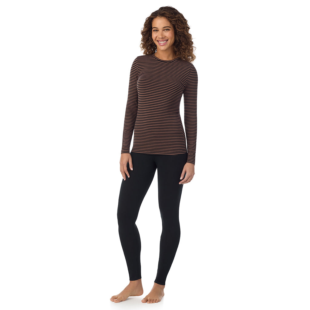 Pecan Stripe; Model is wearing size S. She is 5’9”, Bust 34”, Waist 23”, Hips 35”. @A lady wearing pecan stripe longsleeve crew.