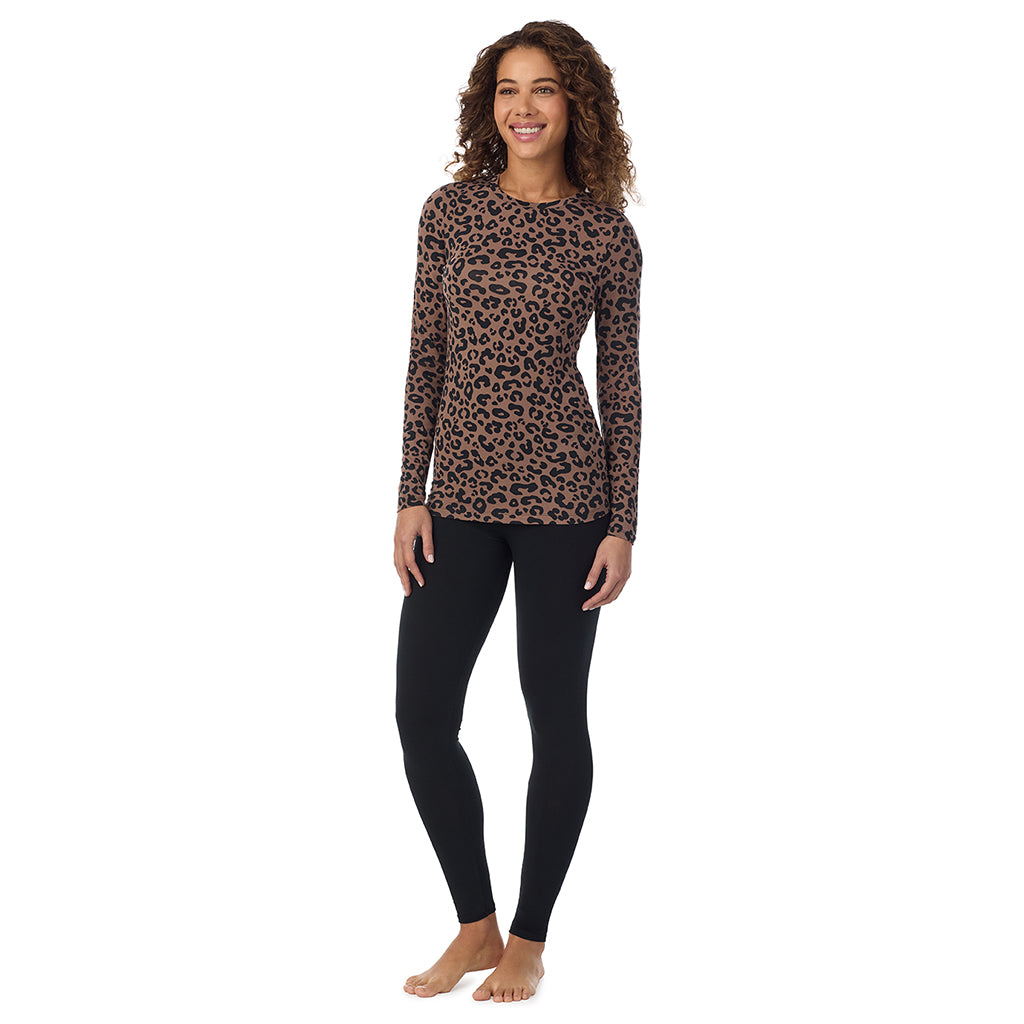 Pecan Animal; Model is wearing size S. She is 5’9”, Bust 34”, Waist 23”, Hips 35”. @A lady wearing pecan animal longsleeve crew.