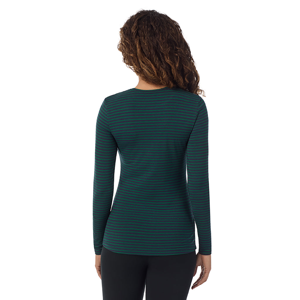 Navy Green Stripe; Model is wearing size S. She is 5’9”, Bust 34”, Waist 23”, Hips 35”. @A lady wearing navy green stripe longsleeve crew.