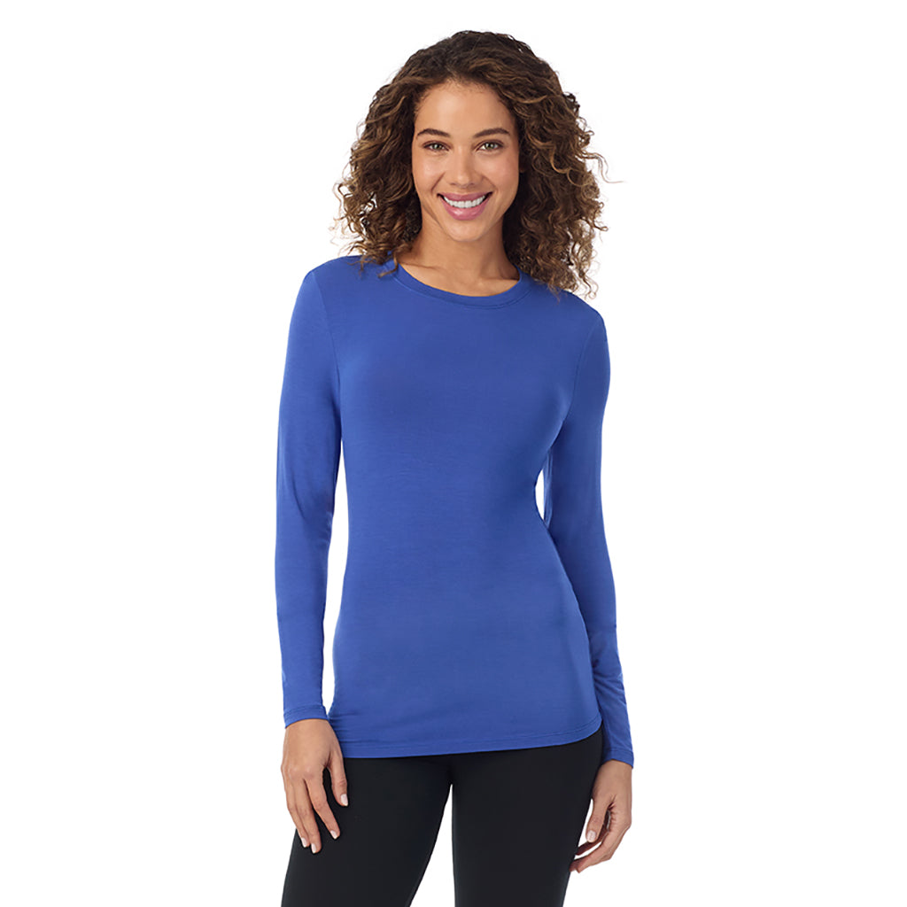 Dazzling Blue; Model is wearing size S. She is 5’9”, Bust 34”, Waist 23”, Hips 35”. @A lady wearing dazzling blue longsleeve crew.