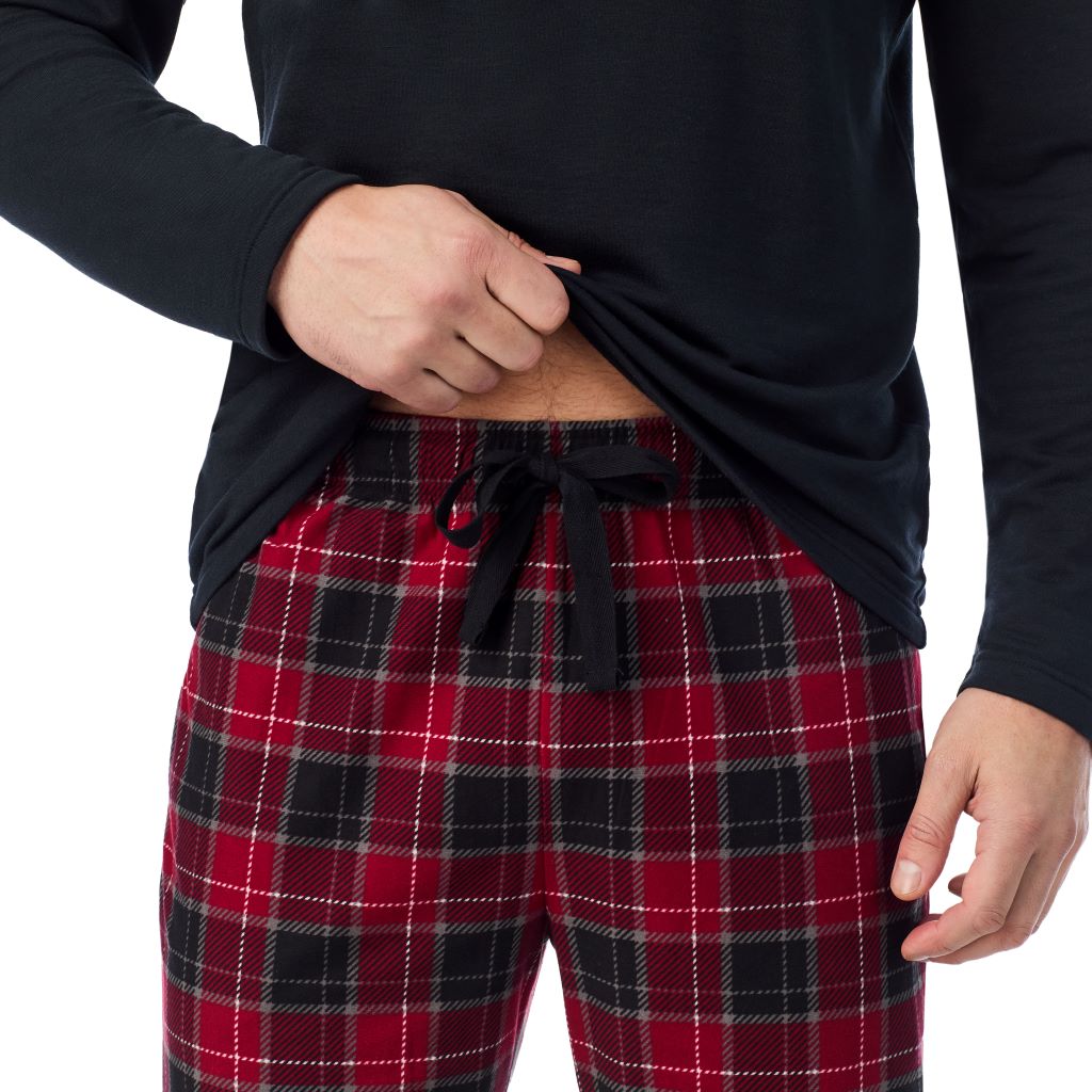 Black/ Red Tartan; Model is wearing a size M. He is 6’2”, Waist is 32”, Inseam 34”@A man wearing
Cozy Lodge Long Sleeve Crew and Pajama Pant 2-Pc Set