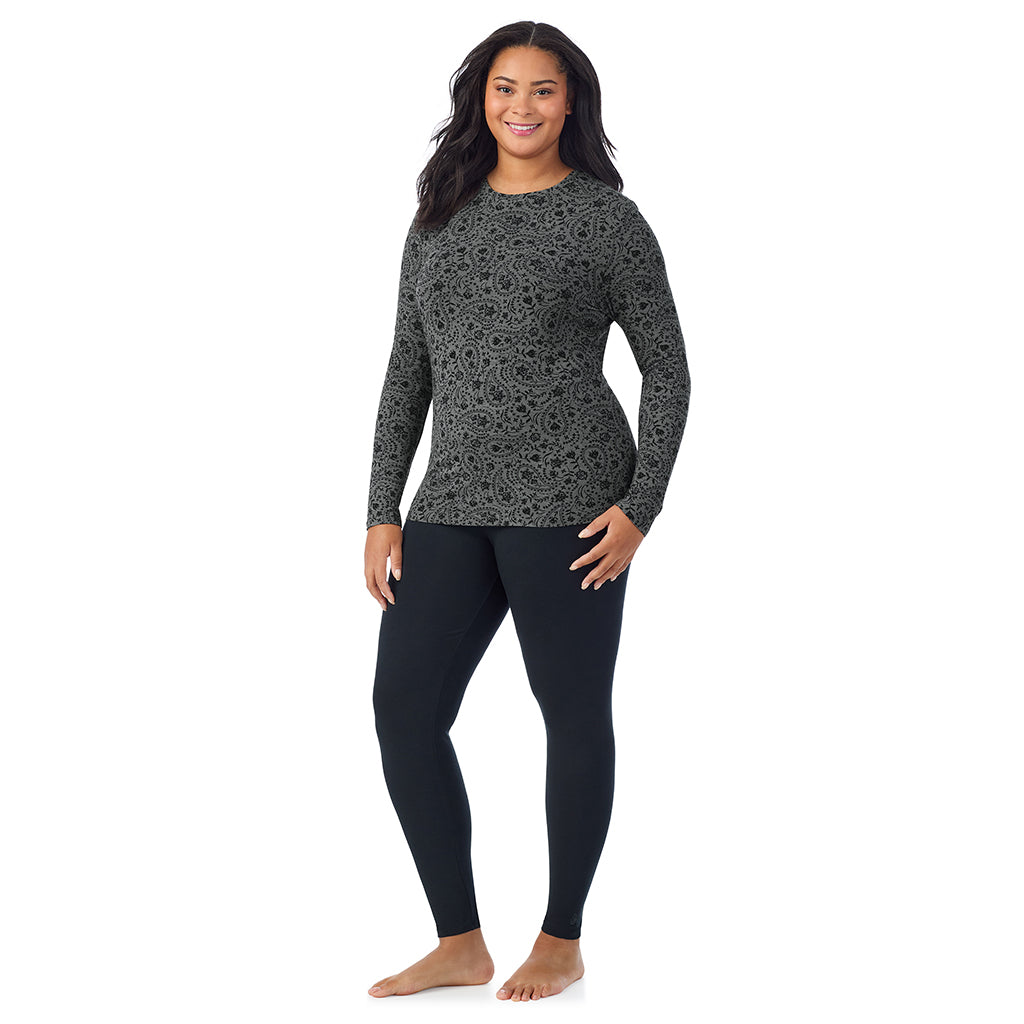 Charcoal Paisley; Model is wearing size 1X. She is 5'11", Bust 36", Waist 36.5", Hips 47.5".@A lady wearing a charcoal paisley long sleeve crew plus.