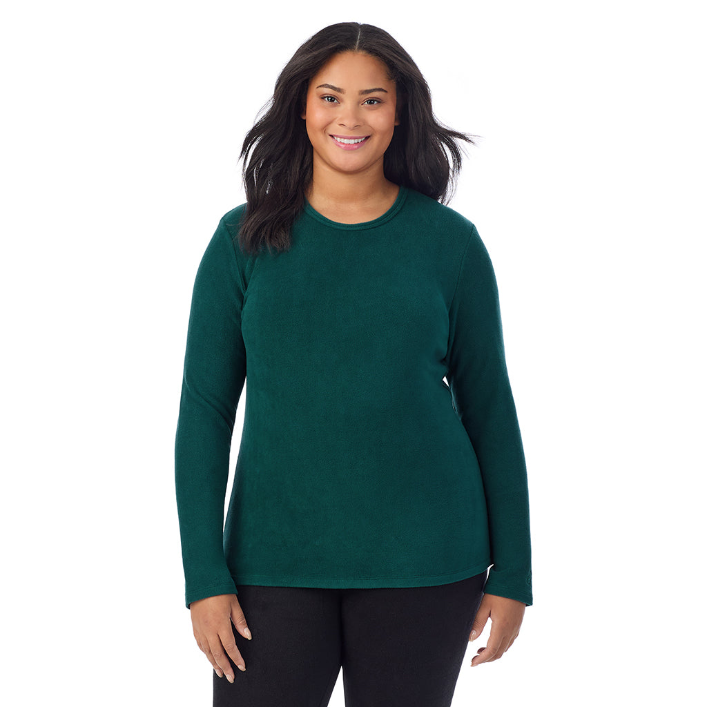 Dark Pine;Model is wearing size 1X. She is 5'11", Bust 36", Waist 36.5", Hips 47.5".@A lady wearing Dark Pine fleecewear with stretch long sleeve crew plus.