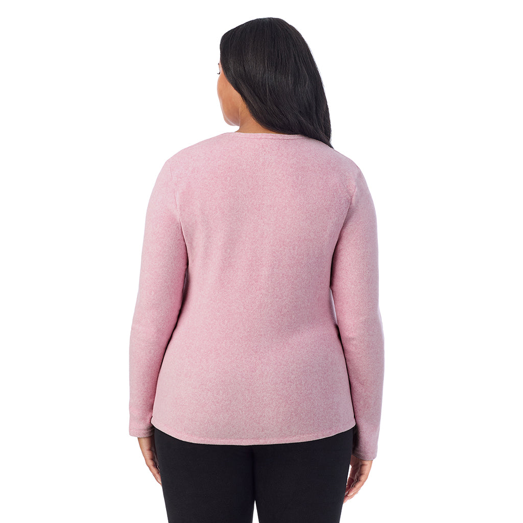 Mauve Mist Heather;Model is wearing size 1X. She is 5'11", Bust 36", Waist 36.5", Hips 47.5".@A lady wearing Mauve Mist Heather fleecewear with stretch long sleeve crew plus.