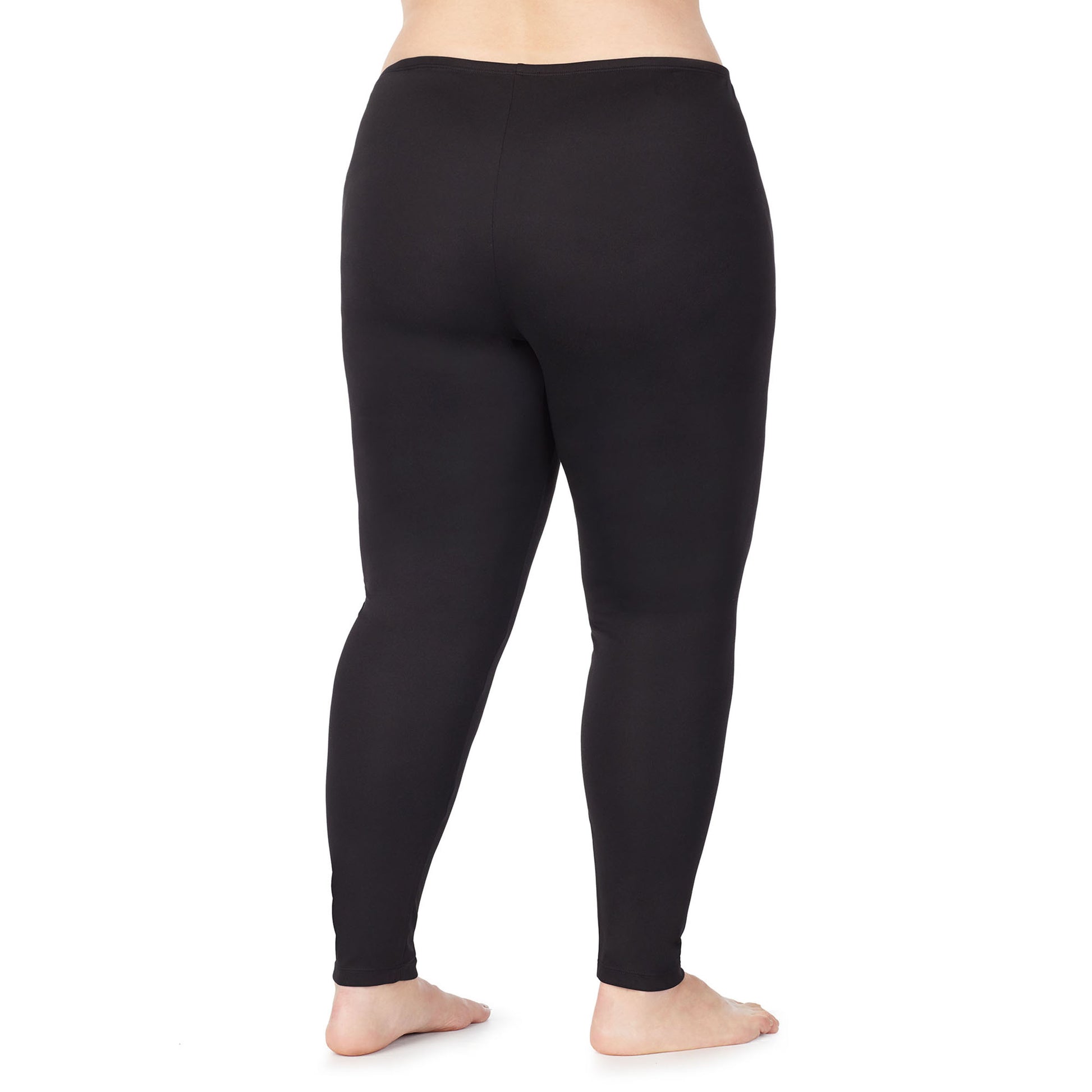 lower body of A model wearing black legging