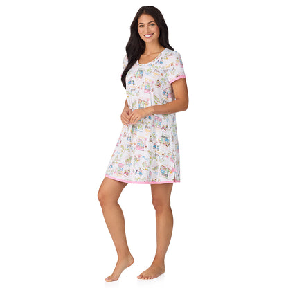 A lady wearing Cotton-Blend Short Sleeve Sleep Shirt in Spring Scene