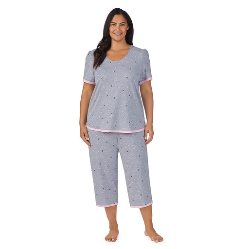 A lady wearing grey Short Sleeve Crew Neck plus Pajama Set