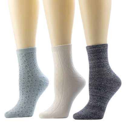Mannequins wearing Scattered Birdseye Anklet Sock 3-Pack