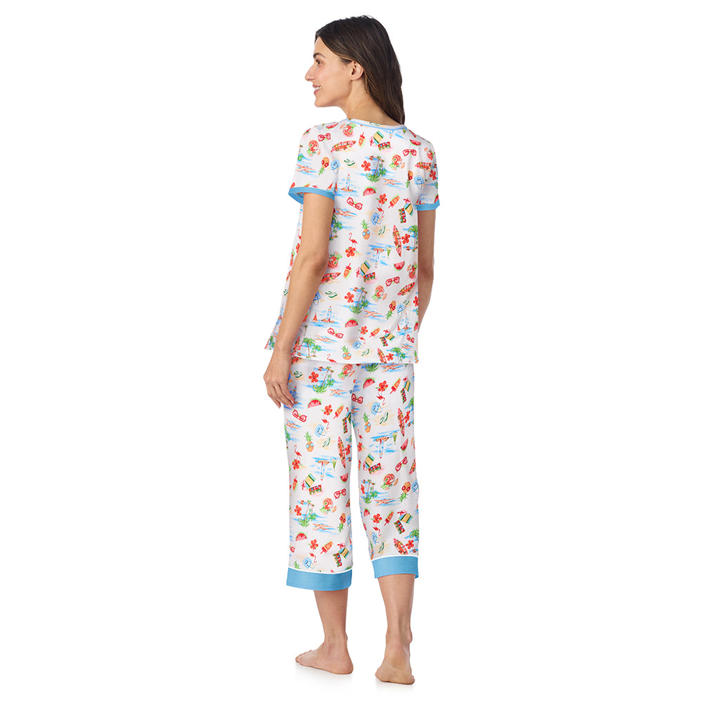 A lady wearing Cotton-Blend Short Sleeve Top and Cropped Pant Pajama Set in Summer Landscape posing back view pose