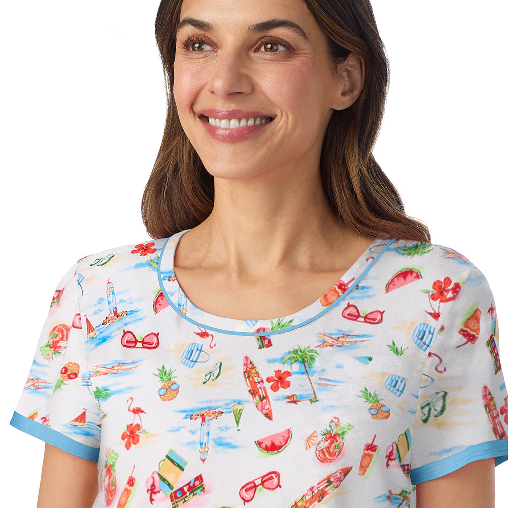 Summer Landscape; Model is wearing size S. She is 5’9”, Bust 34”, Waist 25.5”, Hips 36.5”. @ A lady wearing Cotton-Blend Short Sleeve Top and Cropped Pant Pajama Set in Summer Landscape posing front close up view pose
