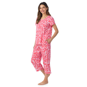  A lady wearing Cotton-Blend Short Sleeve Top and Cropped Pant Pajama Set in Seahorse posing side angle view pose