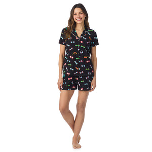  A lady wearing Cotton-Blend Short Sleeve Notch Collar with Short 2-Pc Pajama Set in Black Sunglasses posing front view pose
