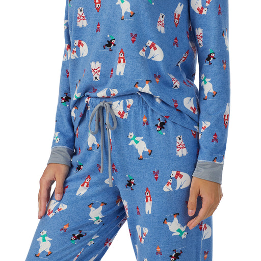 Women's Cuddl Duds® Henley Pajama Top and Banded Bottom Pajama Pants Sleep  Set