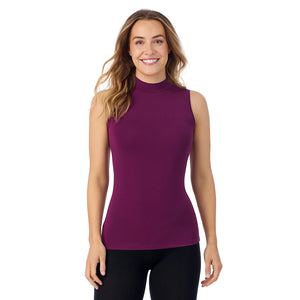 A lady wearing Cotton-Blend Short Sleeve Notch Collar with Cropped Pant Pajama Set.