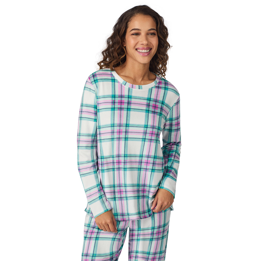 White Multi Plaid;Model is wearing size S. She is 5’9”, Bust 34”, Waist 23”, Hips 35”.@A lady wearing White Multi Plaid Silky Velour Long Sleeve Pullover with Jogger 2-Pc Pajama Set