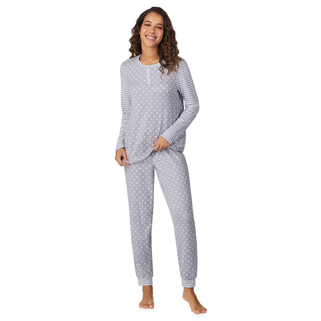 Grey Dot/Stripe;Model is wearing size S. She is 5’9”, Bust 34”, Waist 23”, Hips 35”.@A lady wearing Grey Dot/Stripe Brushed Sweater Knit Long Sleeve Henley with Jogger 2-Pc Pajama Set