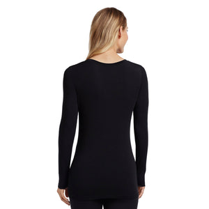 A lady wearing black long sleeve v-neck tall softwear with stretch top.