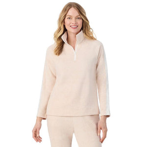 A lady wearing Oatmeal HeatherCuddl Duds x Jennifer Lake Fleecewear with Stretch Half-Zip Pullover 