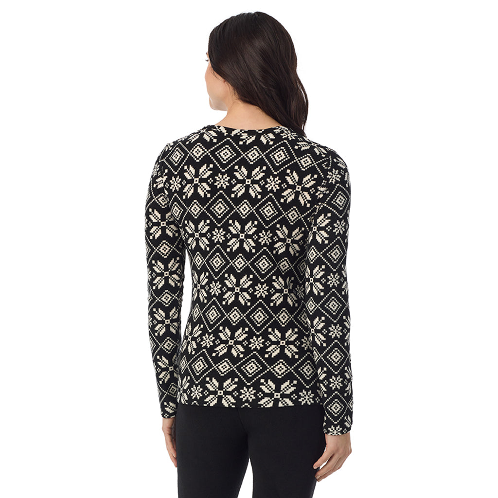 Black White Snowflake; Model is wearing a size S. She is 5’9”, Bust 34”, Waist 25”, Hips 36”@ A Lady is wearing a Black White Snowflake Fleecewear With Stretch Long Sleeve Crew