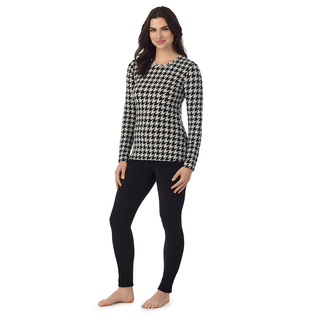 Lt Grey Heather Houndstooth; Model is wearing a size S. She is 5’9”, Bust 34”, Waist 25”, Hips 36”@ A Lady is wearing a Lt Grey Heather Houndstooth Fleecewear With Stretch Long Sleeve Crew