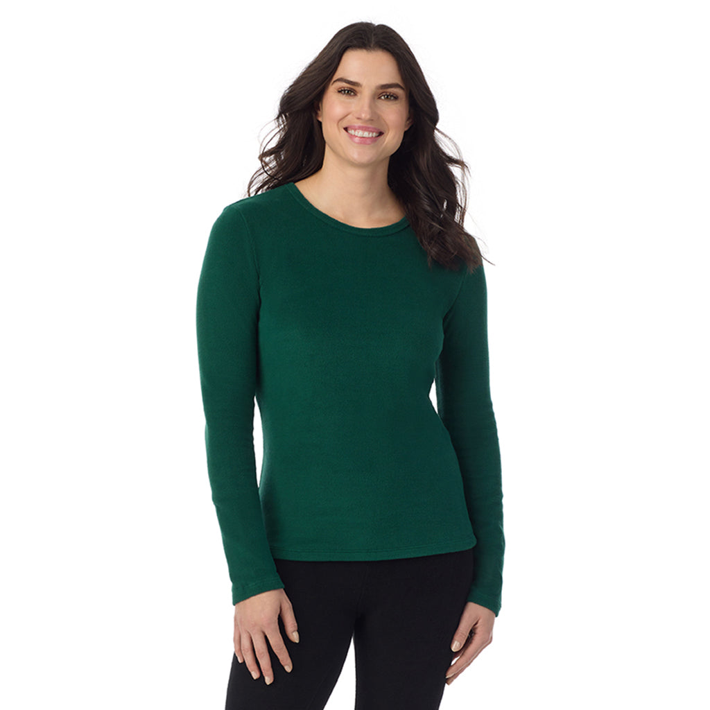 Evergreen; Model is wearing a size S. She is 5’9”, Bust 34”, Waist 25”, Hips 36”@ A Lady is wearing a Evergreen Fleecewear With Stretch Long Sleeve Crew