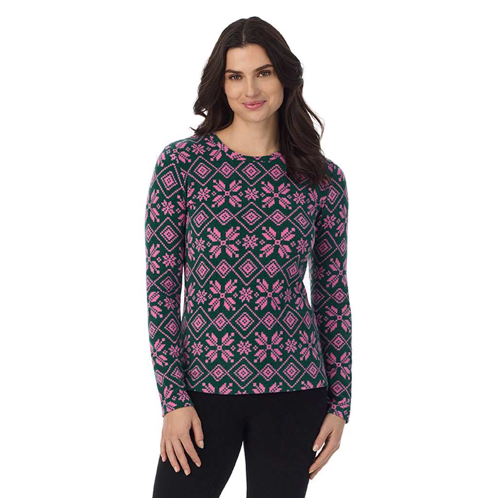 Evergreen Snowflake; Model is wearing a size S. She is 5’9”, Bust 34”, Waist 25”, Hips 36”@ A Lady is wearing a Evergreen Snowflake Fleecewear With Stretch Long Sleeve Crew