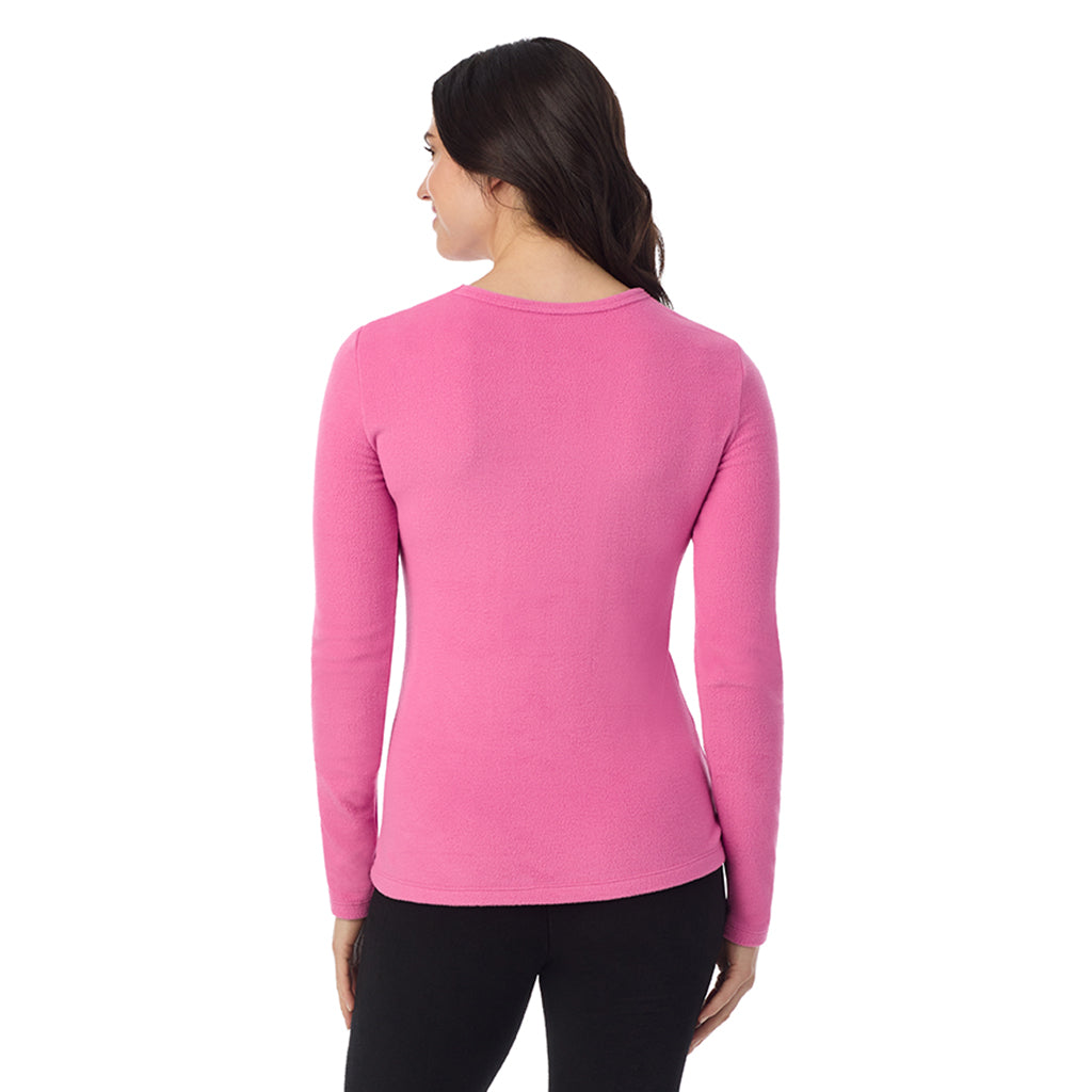  A Lady is wearing a Fiji Pink Fleecewear With Stretch Long Sleeve Crew